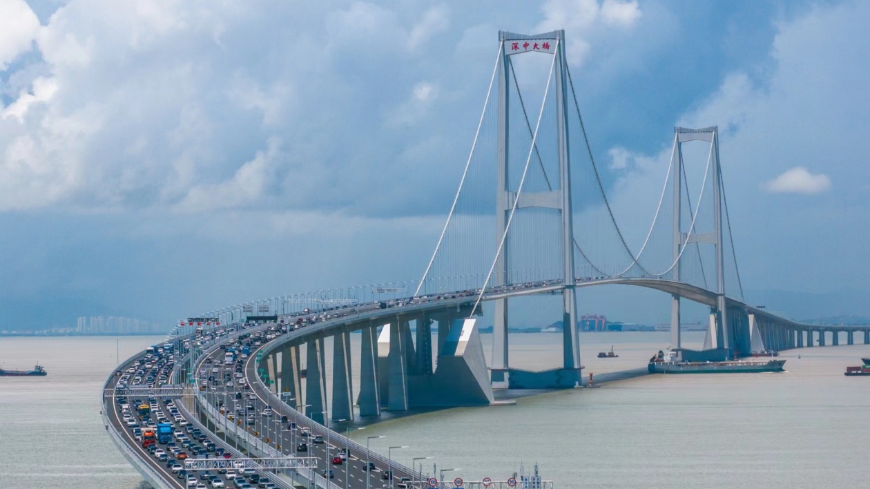 客運(yùn)周轉(zhuǎn)量同比增長(zhǎng)24.7%  上半年廣東交通運(yùn)輸經(jīng)濟(jì)運(yùn)行態(tài)勢(shì)向好