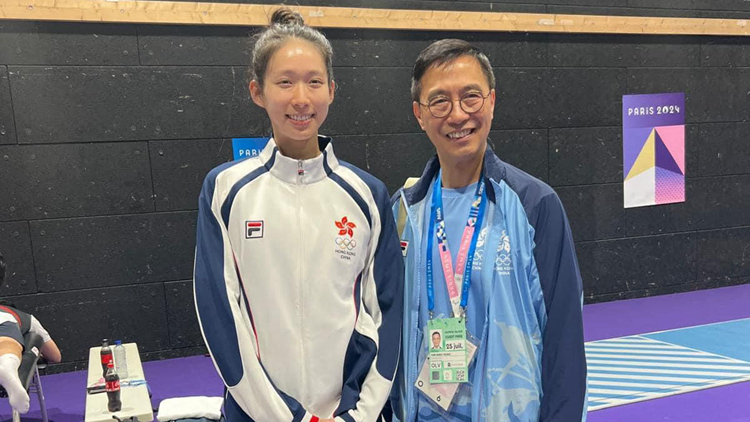 巴黎奧運｜江旻憓下午出戰(zhàn)女子重劍32強賽 楊潤雄到場打氣