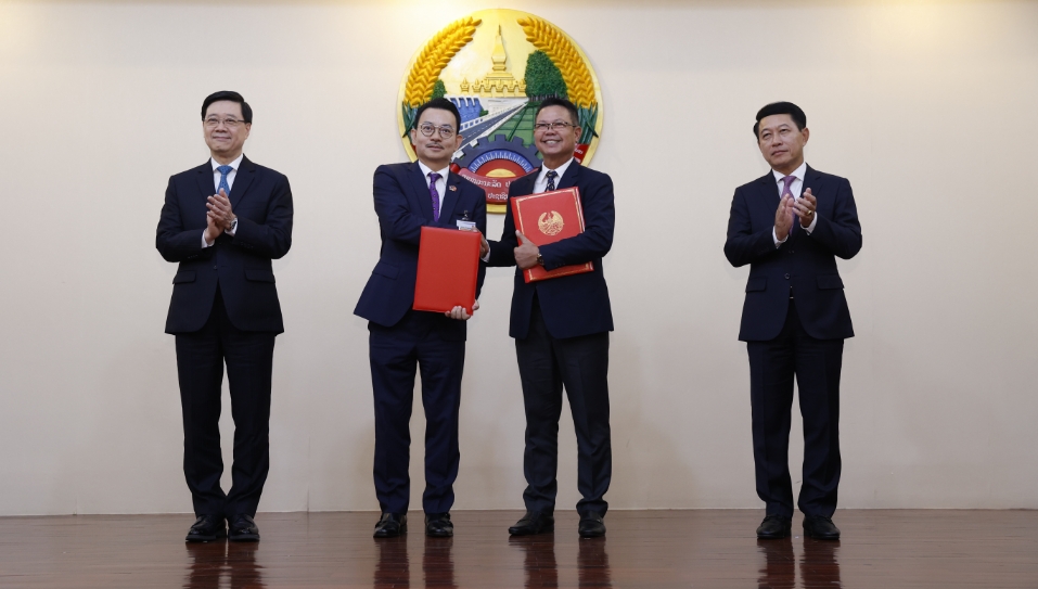 加強(qiáng)兩地商貿(mào)合作夥伴關(guān)係 工總與老撾首都萬(wàn)象工商會(huì)簽訂合作備忘錄