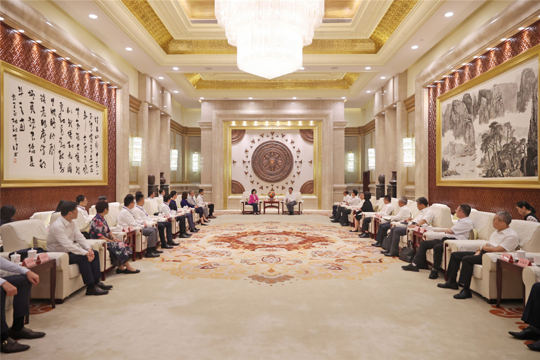 葉劉淑儀率團(tuán)赴桂覓新發(fā)展商機(jī)