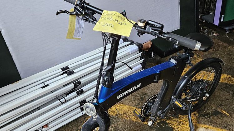 警方大嶼山打擊交通違例 拘4人 扣查4部電動(dòng)單車