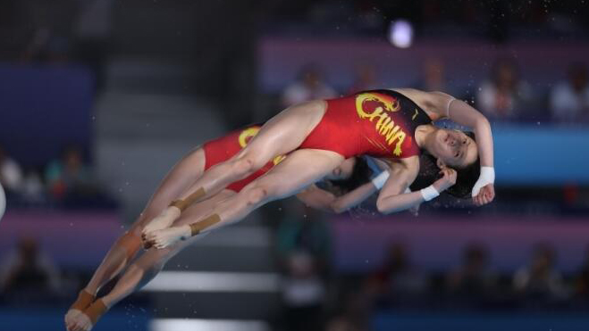 巴黎奧運(yùn) | 啟蒙教練眼中的陳芋汐：冠軍來(lái)之不易