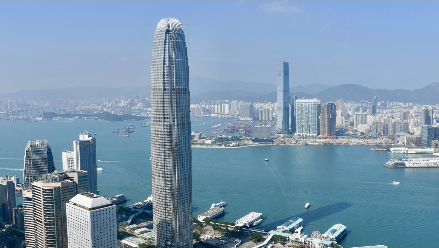 【鑪峰遠眺】《決定》引領(lǐng)香港識變應(yīng)變求變