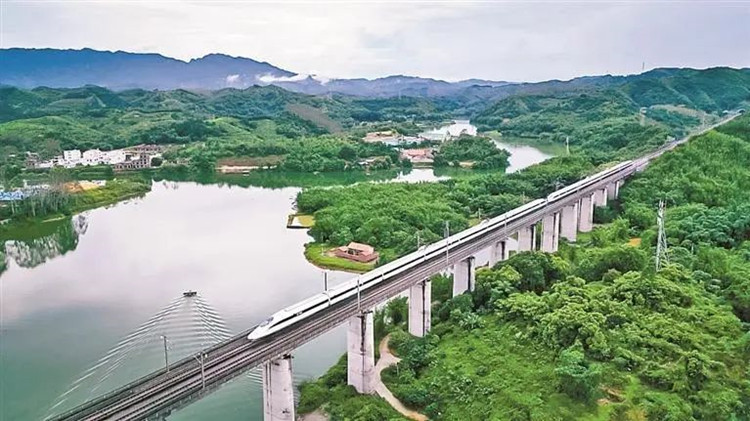 暑運(yùn)首月！近6000萬人次！