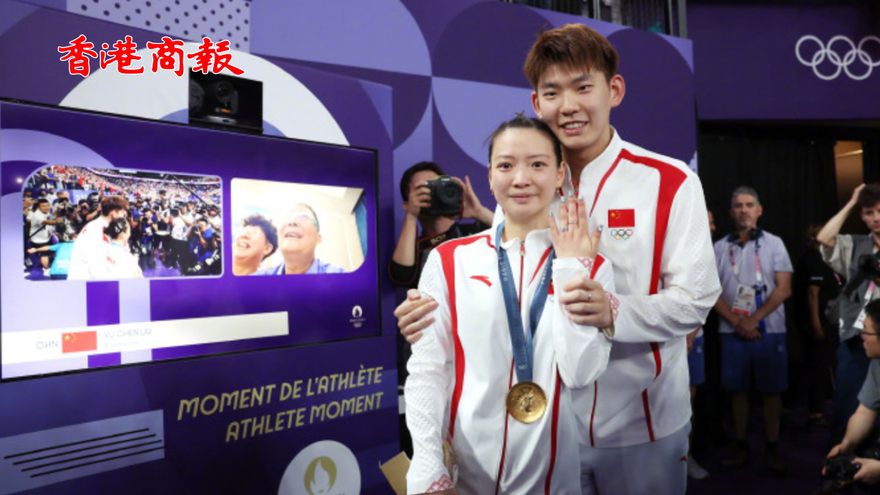 有片 | 現(xiàn)場(chǎng)撒狗糧 ！「雅思組合」黃雅瓊當(dāng)場(chǎng)被劉雨辰求婚