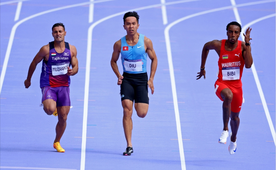 巴黎奧運(yùn)｜男子100米預(yù)賽登場 港隊刁俊稀跑出10秒62得第四