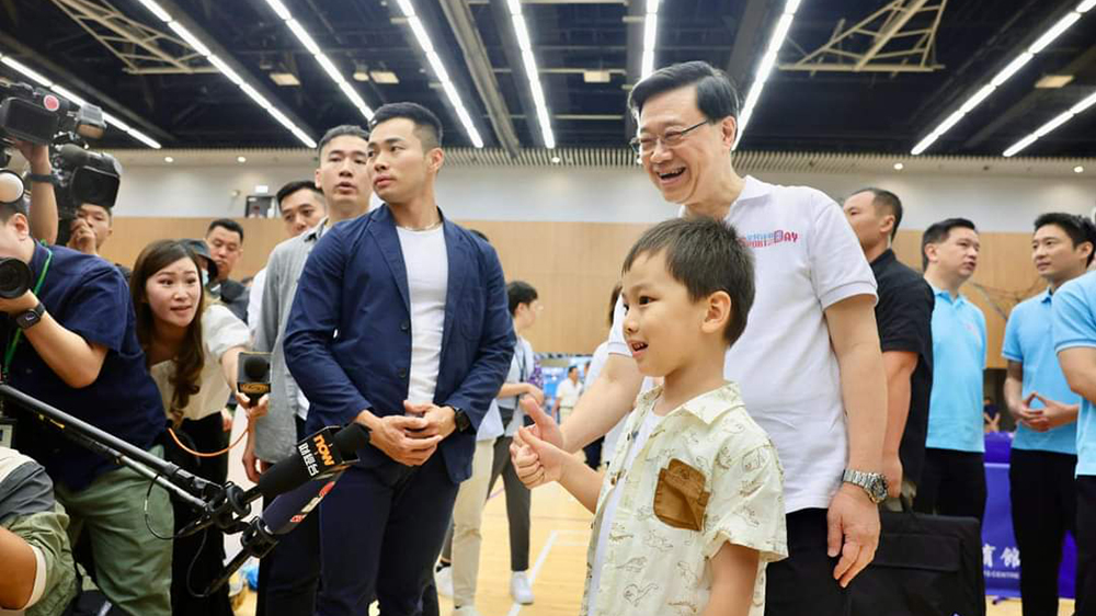 全民運(yùn)動(dòng)日｜李家超：每日運(yùn)動(dòng)半小時(shí) 「健康快樂(lè)人輕鬆」