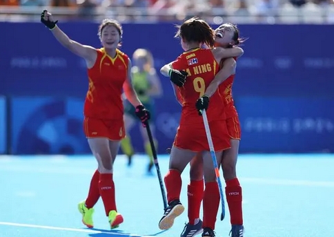 巴黎奧運(yùn) | 中國女子曲棍球隊(duì)3：2戰(zhàn)勝澳大利亞隊(duì)晉級(jí)4強(qiáng)