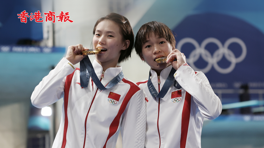 有片丨中國隊第22金！全紅嬋陳芋汐包攬10米臺金銀