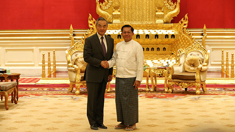 緬甸領(lǐng)導(dǎo)人敏昂萊會見王毅