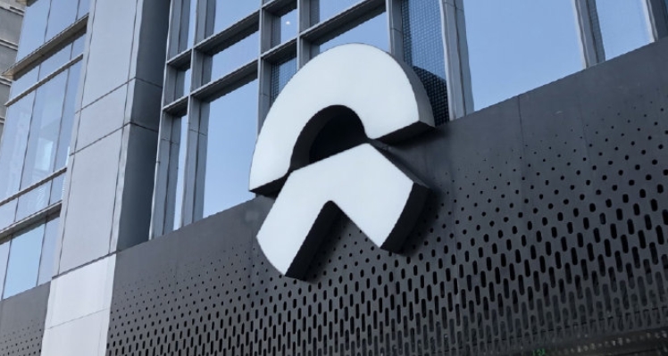 【財通AH】蔚來六年虧了866億元 近期公司股價跌破30港元，創(chuàng)出歷史新低