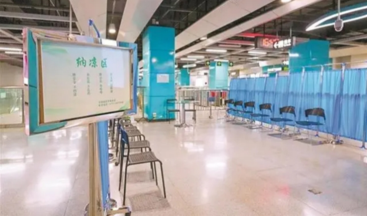 深圳地鐵7個(gè)車站試行「納涼區(qū)」
