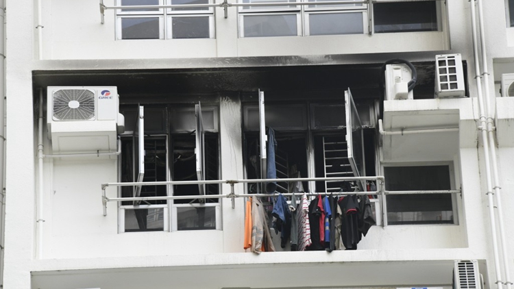 上水寶石湖邨一單位疑電視機(jī)短路起火 幸無人傷