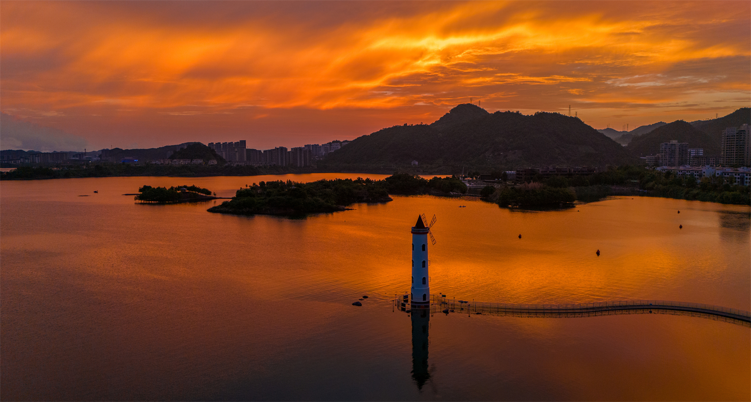 鬆弛感拉滿！大灣區(qū)媒體達(dá)人樂游千島湖，邂逅醉美山光水色