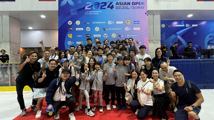 有片 | 亞洲公開短道速滑錦標賽 港隊勇奪10金創(chuàng)最佳成績