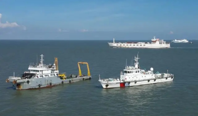 湛江至海口鐵路輪渡方案推進(jìn) 粵海鐵路北港水域開展鑽探作業(yè)