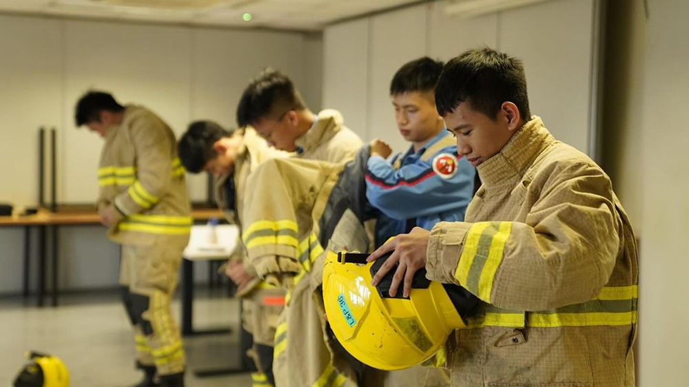 「消防生活體驗(yàn)」計(jì)劃 體驗(yàn)消防員日常工作