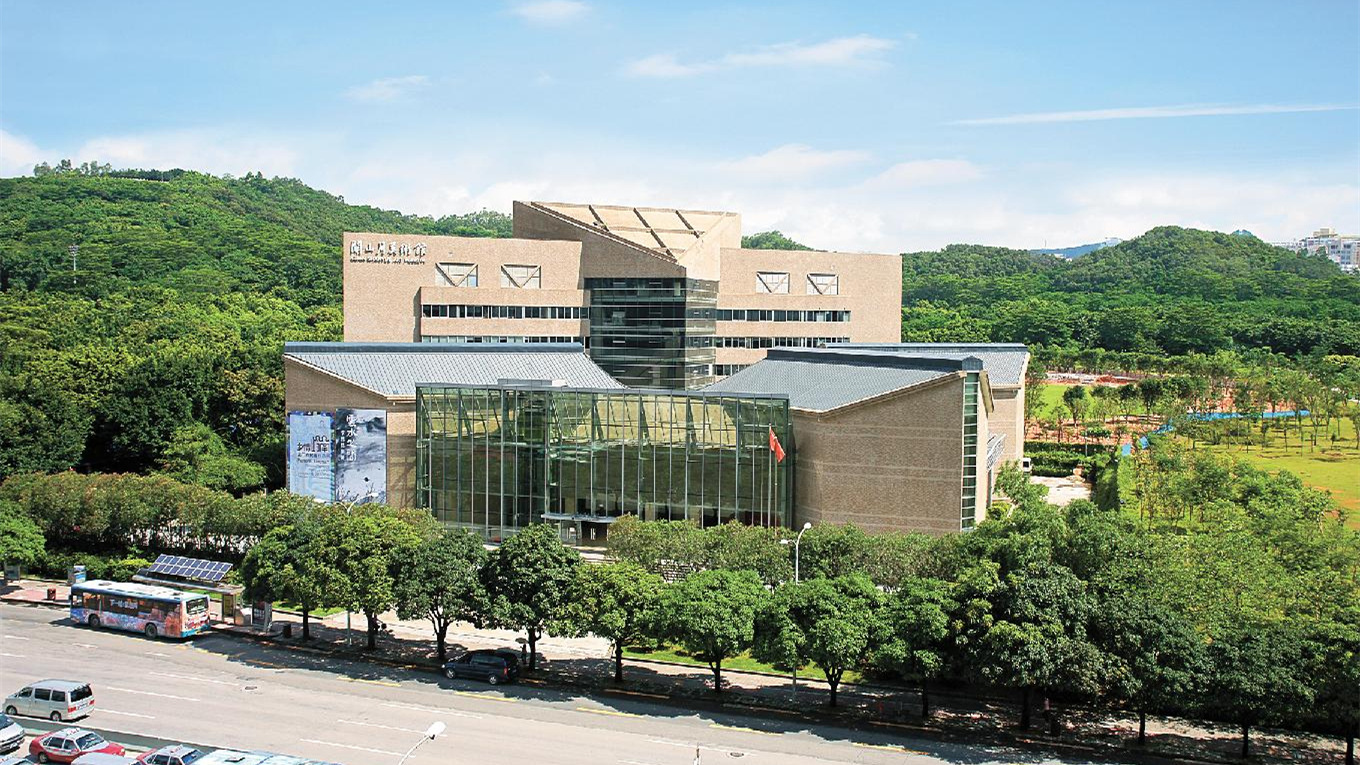 著名策展人姜俊本周末做客關(guān)山月美術(shù)館「四方沙龍」