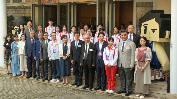 內地奧運健兒分兵分多路 到消防及救護學院、體院及聖保羅書院交流