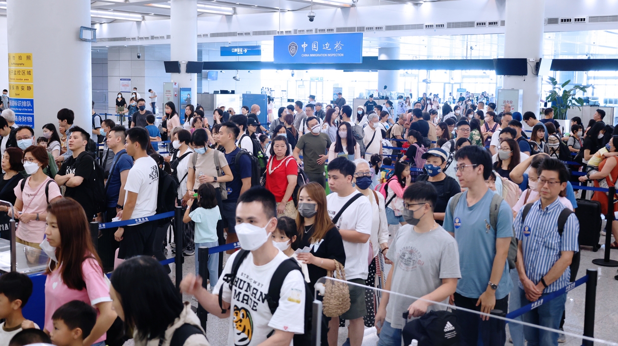 刷新多項(xiàng)紀(jì)錄！港珠澳大橋再掀暑期「北上」熱潮