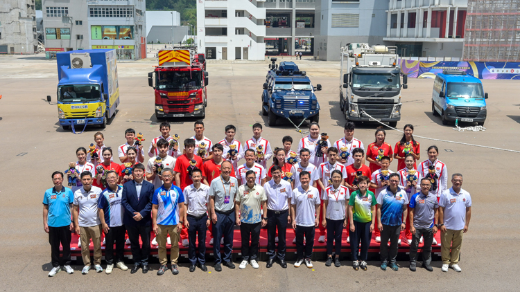 內(nèi)地奧運健兒與紀(jì)律和輔助部隊交流 分享得獎喜悅並進(jìn)行示範(fàn)表演