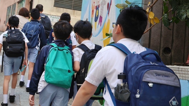 2024/25學年起中、小及幼稚園學生津貼每學年2500元