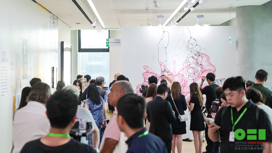 香港廿一當(dāng)代藝術(shù)博覽會(huì)錄得近3萬人次人流 主辦方冀明年續(xù)辦擴(kuò)大規(guī)模