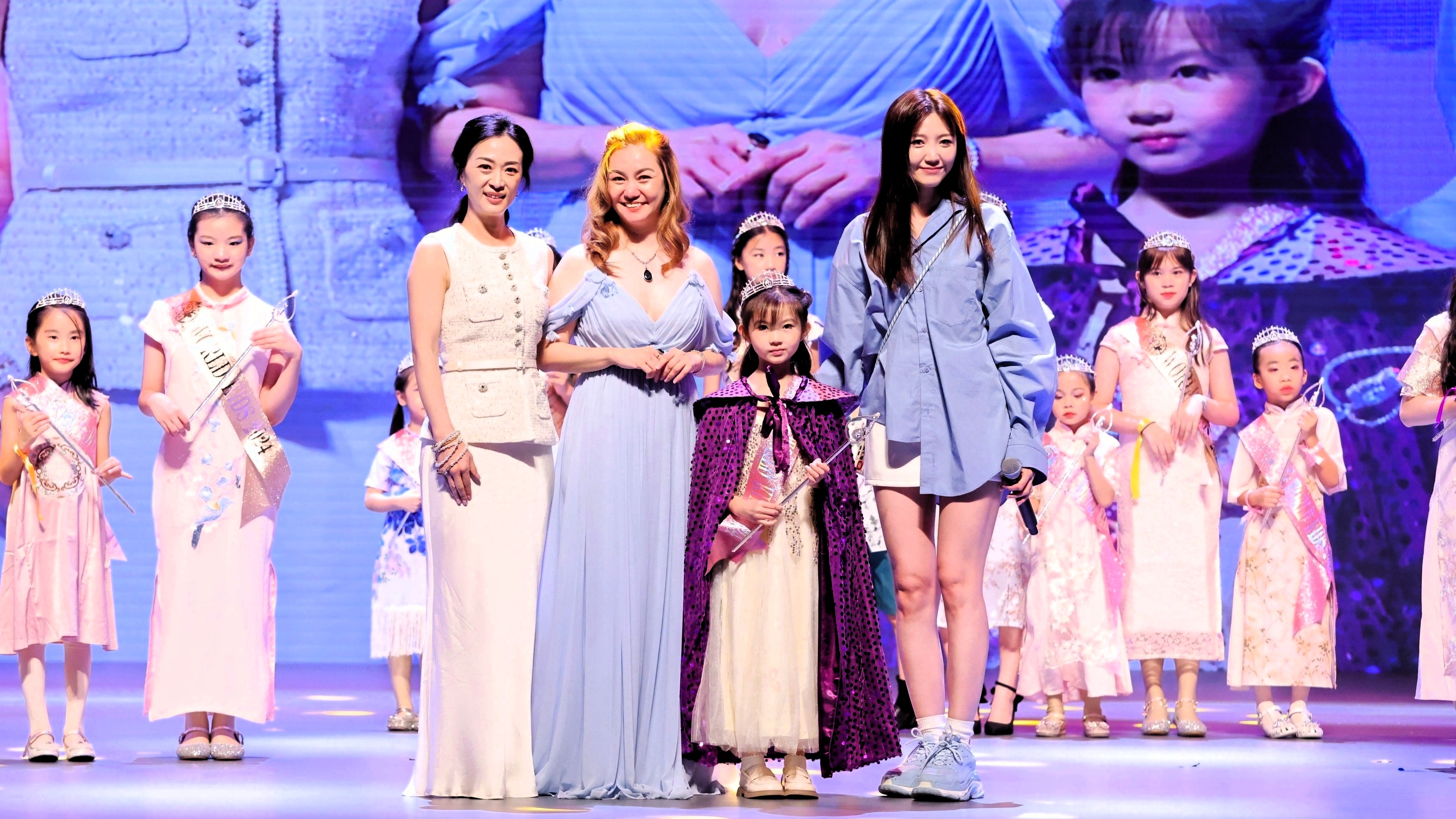 有片 ︳【娛樂】女兒舞蹈成績(jī)奪獎(jiǎng) 吳若希獲邀親到珠海頒獎(jiǎng)