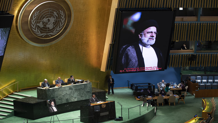 伊朗發(fā)布調(diào)查報(bào)告 稱已故總統(tǒng)萊希直升機(jī)墜毀系「天氣原因」