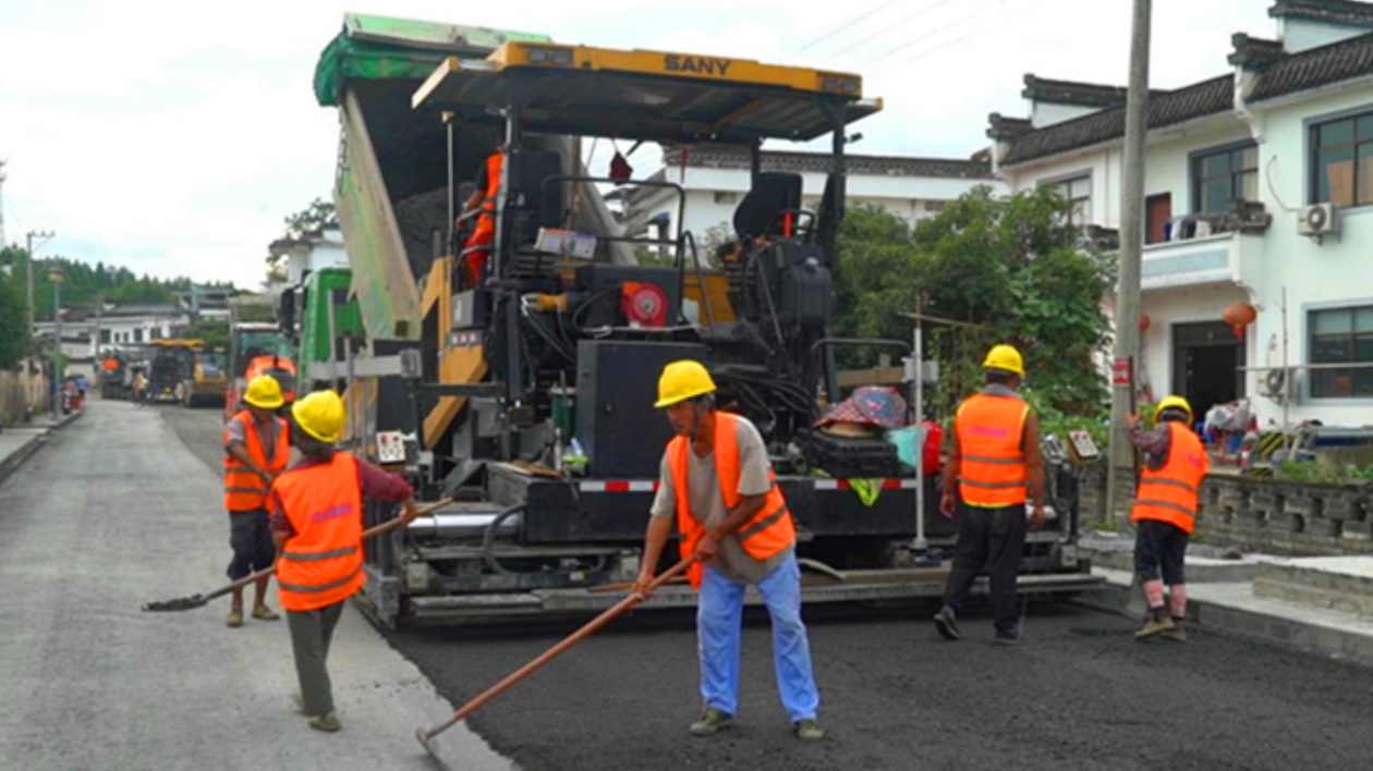 皖徽州區(qū)：「量身定製」重養(yǎng)護(hù)  鋪就鄉(xiāng)村幸福路