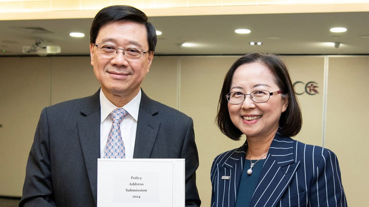 李家超到訪總商會(huì) 就經(jīng)濟(jì)發(fā)展等議題交換意見(jiàn)