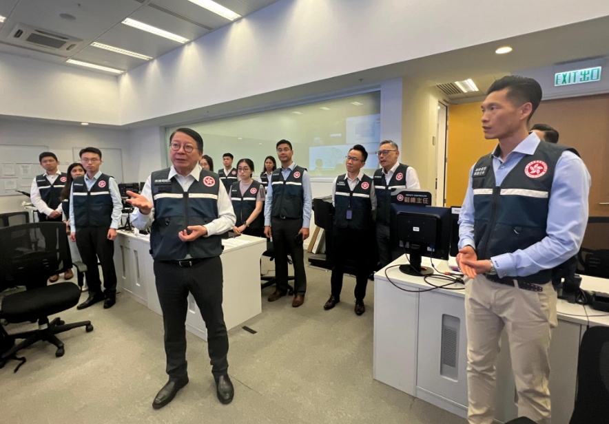 摩羯襲港丨陳國基：強(qiáng)化緊急事故監(jiān)察支援中心 加快颱風(fēng)襲港後善後工作