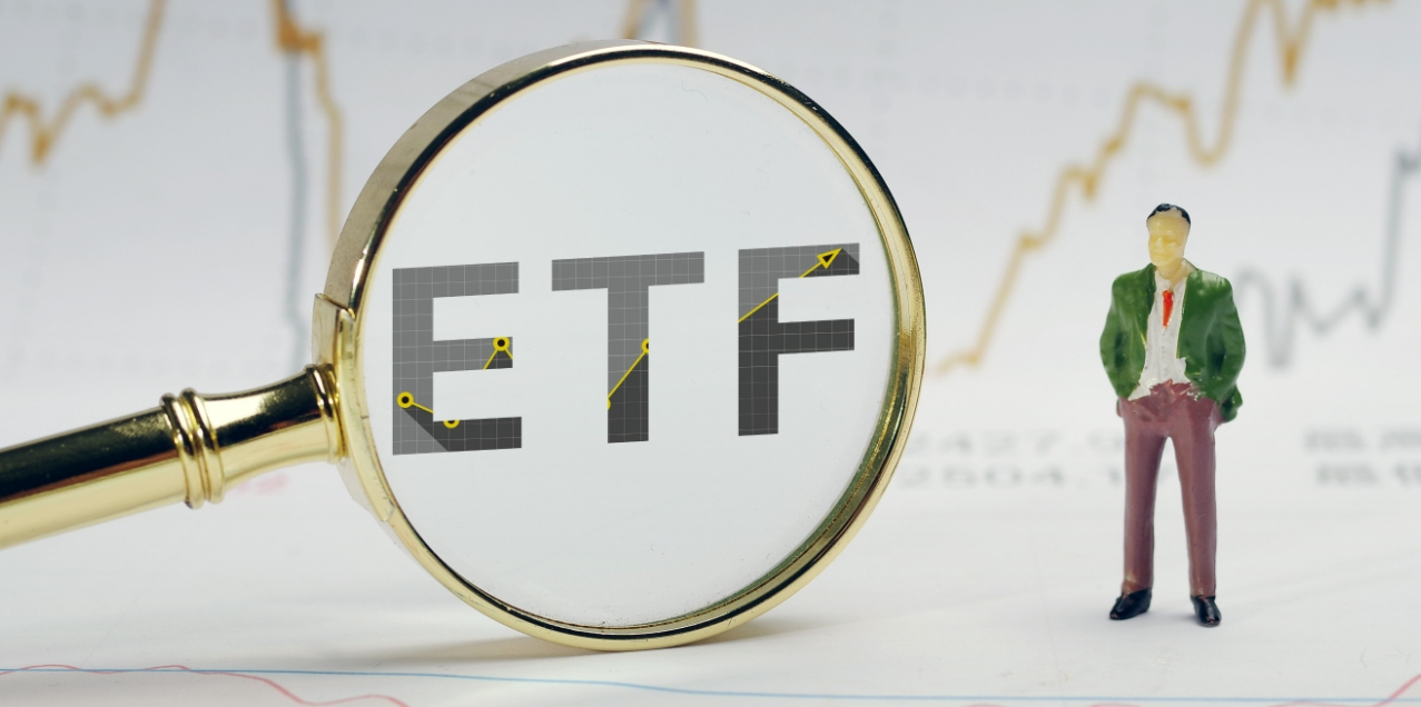【財(cái)通AH】近年中國(guó)ETF創(chuàng)新加速 總規(guī)模突破2.7萬億元