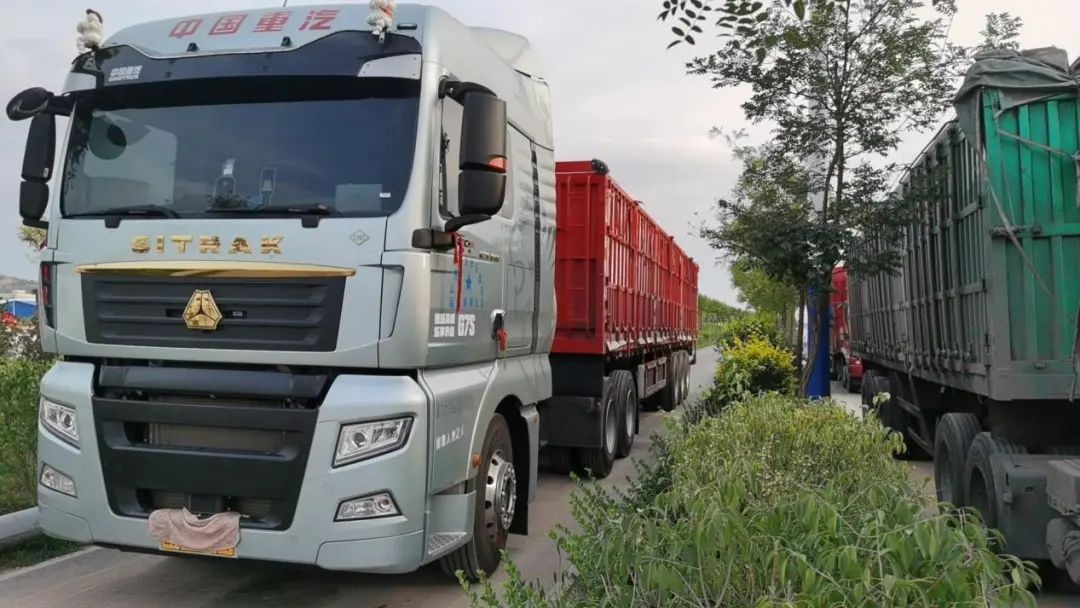 汕德卡G7S燃?xì)廛嚦裳}合運(yùn)輸增收新利器