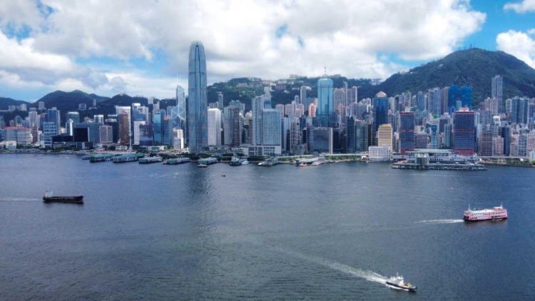 上月中小企營商氣氛略減弱 飲食及零售業(yè)現(xiàn)轉(zhuǎn)機