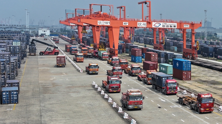 國家稅務(wù)總局：跨區(qū)域流動暢通 前8個月全國省際貿(mào)易佔(zhàn)比超四成