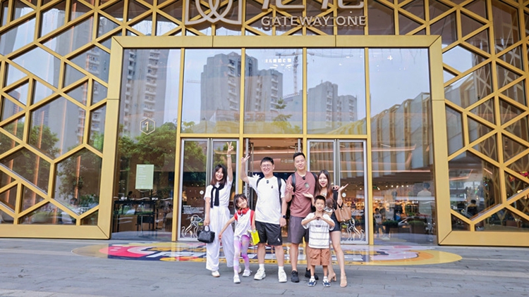 深圳南山「寶貝經(jīng)濟」吸引港人前往消費