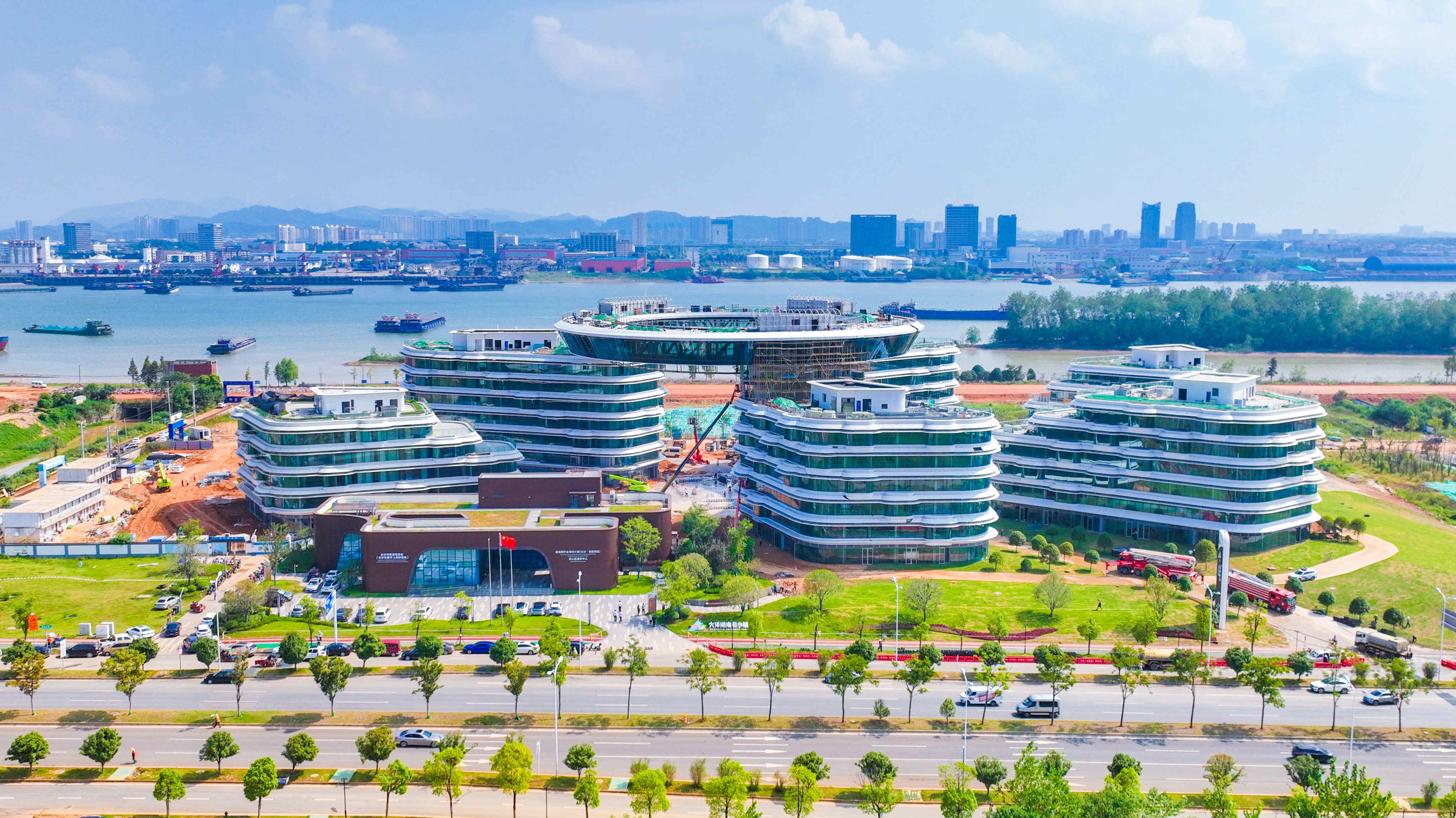 湘商總部基地落戶長沙望城大澤湖海歸小鎮(zhèn)