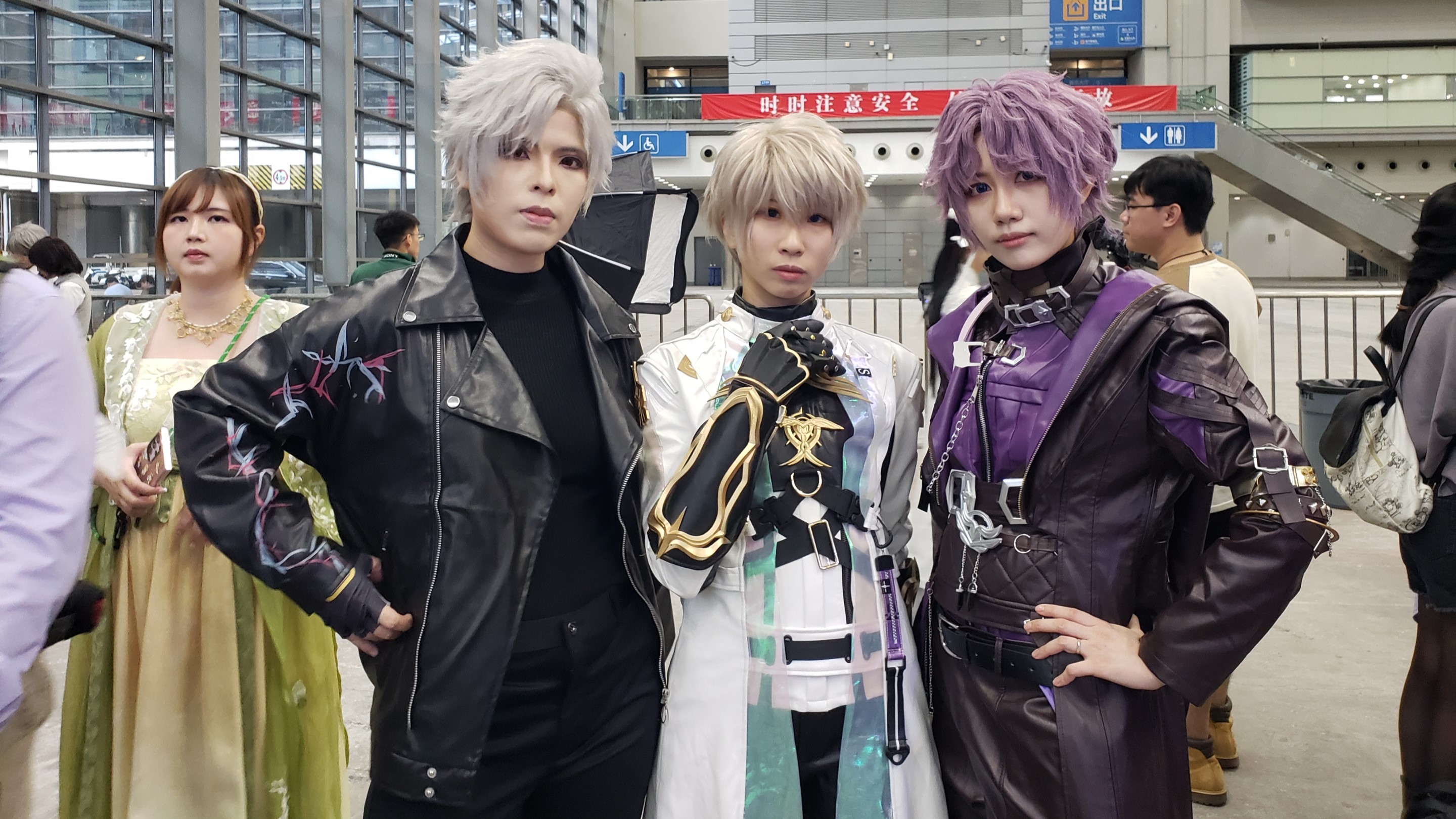 有片｜首屆大灣區(qū)動(dòng)漫電玩節(jié)香港cosplay少女到深圳參與享受大場館氣氛