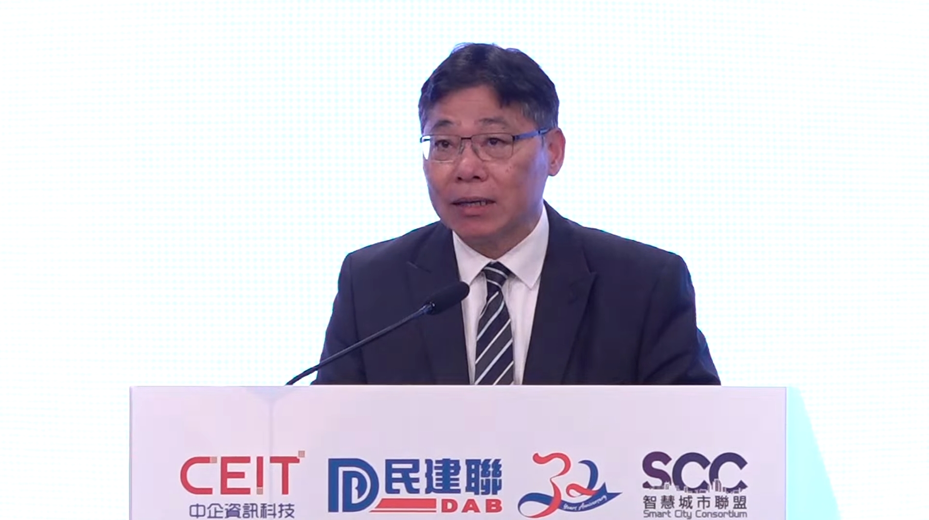 林世雄：政府正推動(dòng)低空經(jīng)濟(jì)試點(diǎn)項(xiàng)目 冀政策上拆牆鬆綁