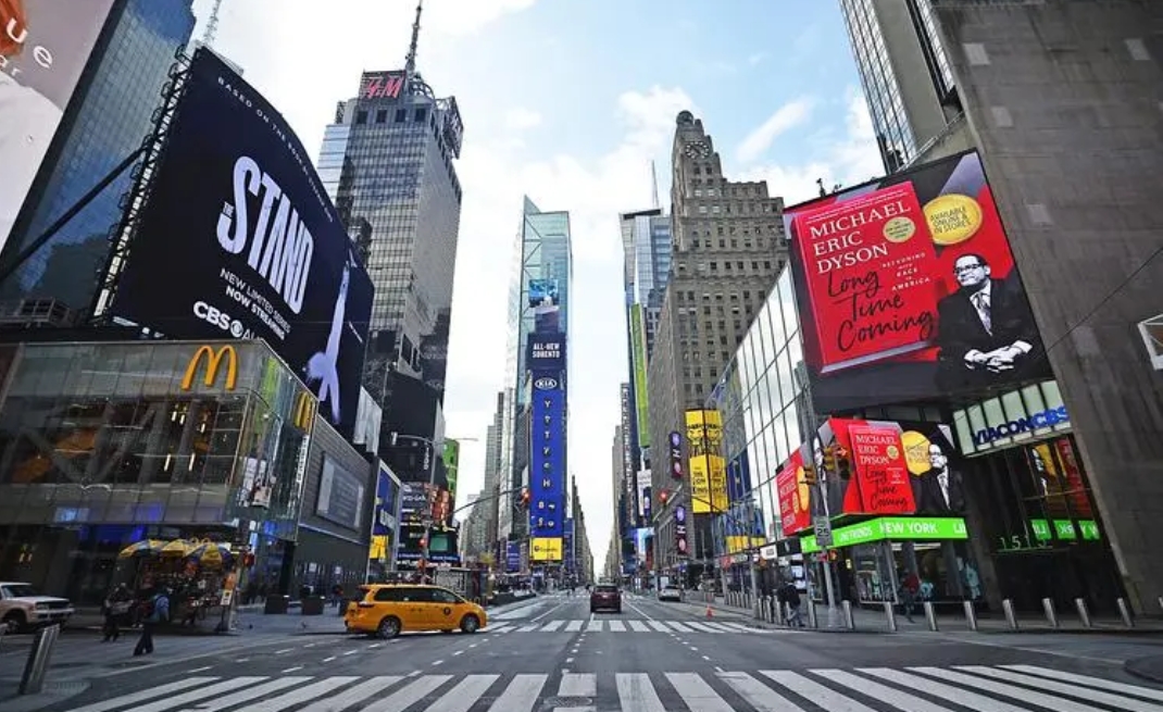 【張眼看天下】美聯(lián)儲(chǔ)政策重心轉(zhuǎn)向穩(wěn)就業(yè)