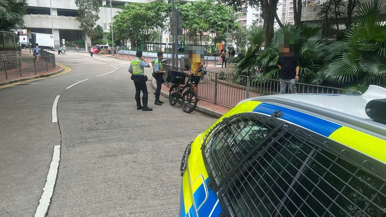 警方港島打擊非法駕駛電動單車 拘捕6人