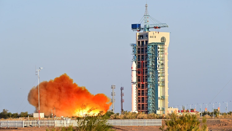 中國成功發(fā)射首顆可重複使用返回式技術(shù)試驗衛(wèi)星