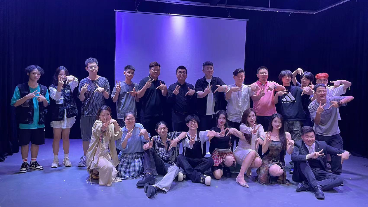 話劇劇情由你定？龍崗國慶迎來互動式懸疑話劇《七夜》