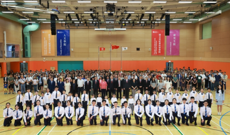 教大國慶日舉行升旗儀式