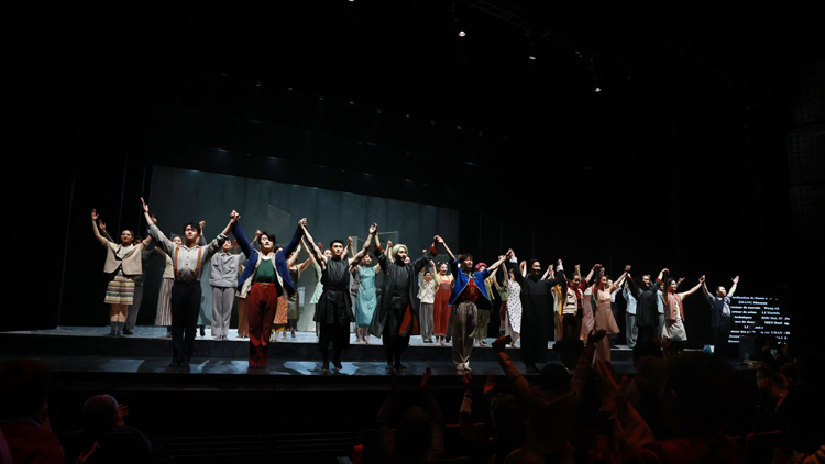 深圳原創(chuàng)舞劇《詠春》倫敦巴黎巡演引發(fā)熱烈反響！文化「出?！?闖出一條市場化路子