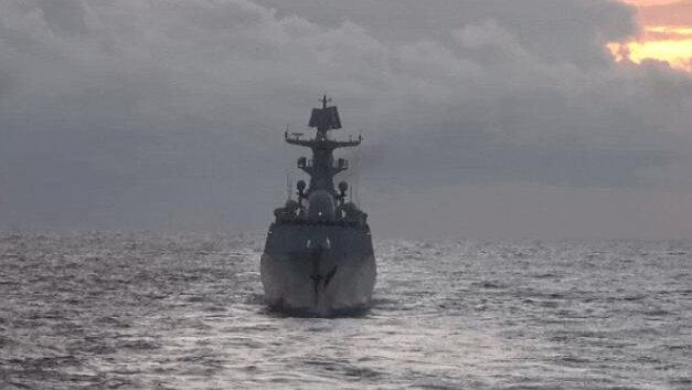 東部戰(zhàn)區(qū)位臺(tái)島北部、南部同步組織要港封控等科目演練