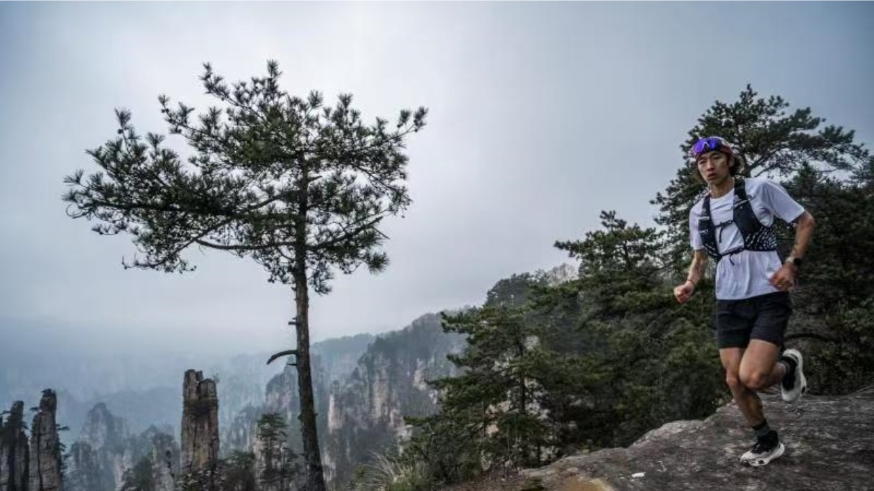 27國(guó)選手越野競(jìng)技 武陵源首辦國(guó)際性越野賽事