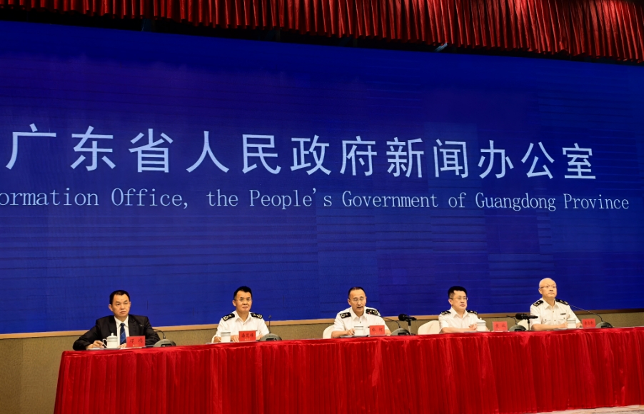 對(duì)全國(guó)增長(zhǎng)的貢獻(xiàn)率達(dá)41.5% 粵今年前三季度外貿(mào)進(jìn)出口錄得雙位數(shù)增長(zhǎng)達(dá)6.75萬(wàn)億