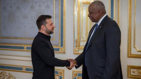 美防長到訪基輔 宣布向?yàn)蹩颂m提供4億美元軍援